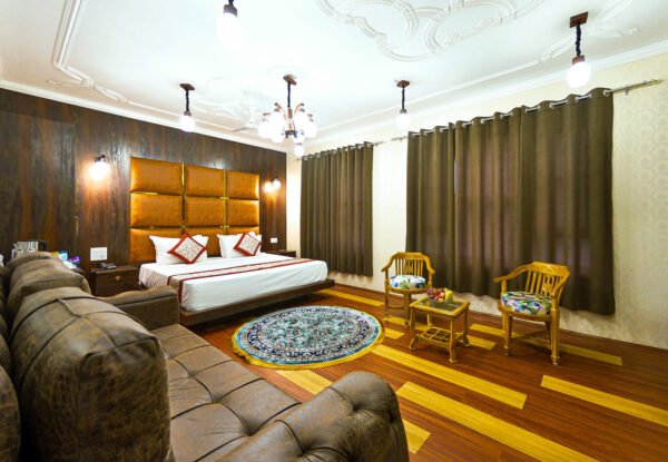 Royal Habib Residency - Premium Room 003