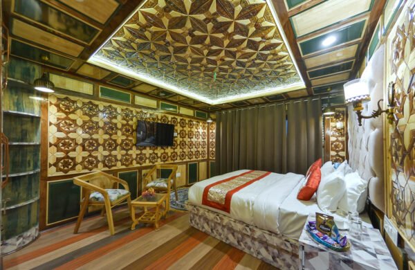 Royal Habib Residency - Premium Room 005